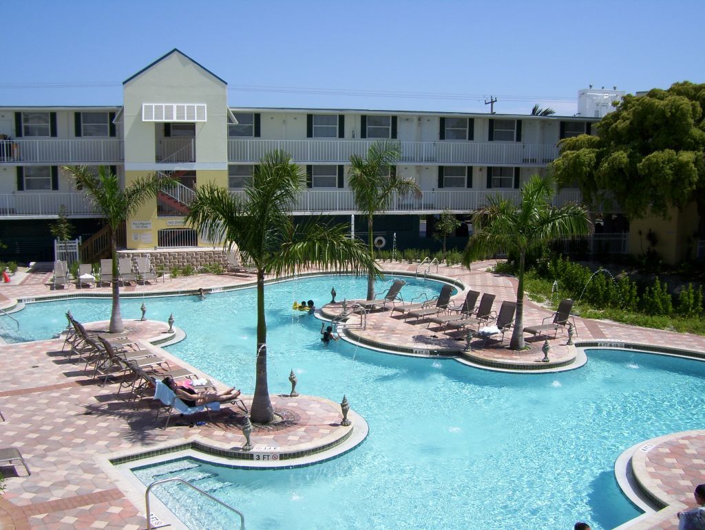 Fairfield Inn & Suites By Marriott Key West Exterior photo