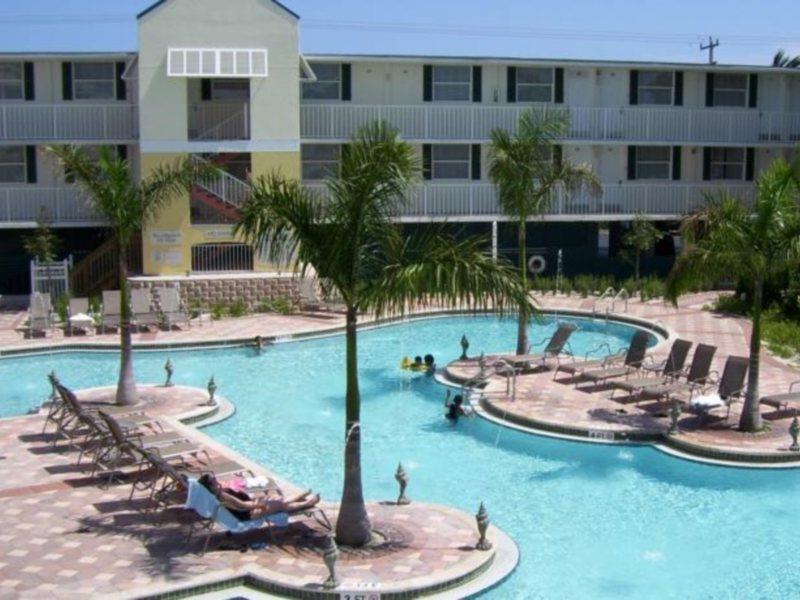 Fairfield Inn & Suites By Marriott Key West Exterior photo